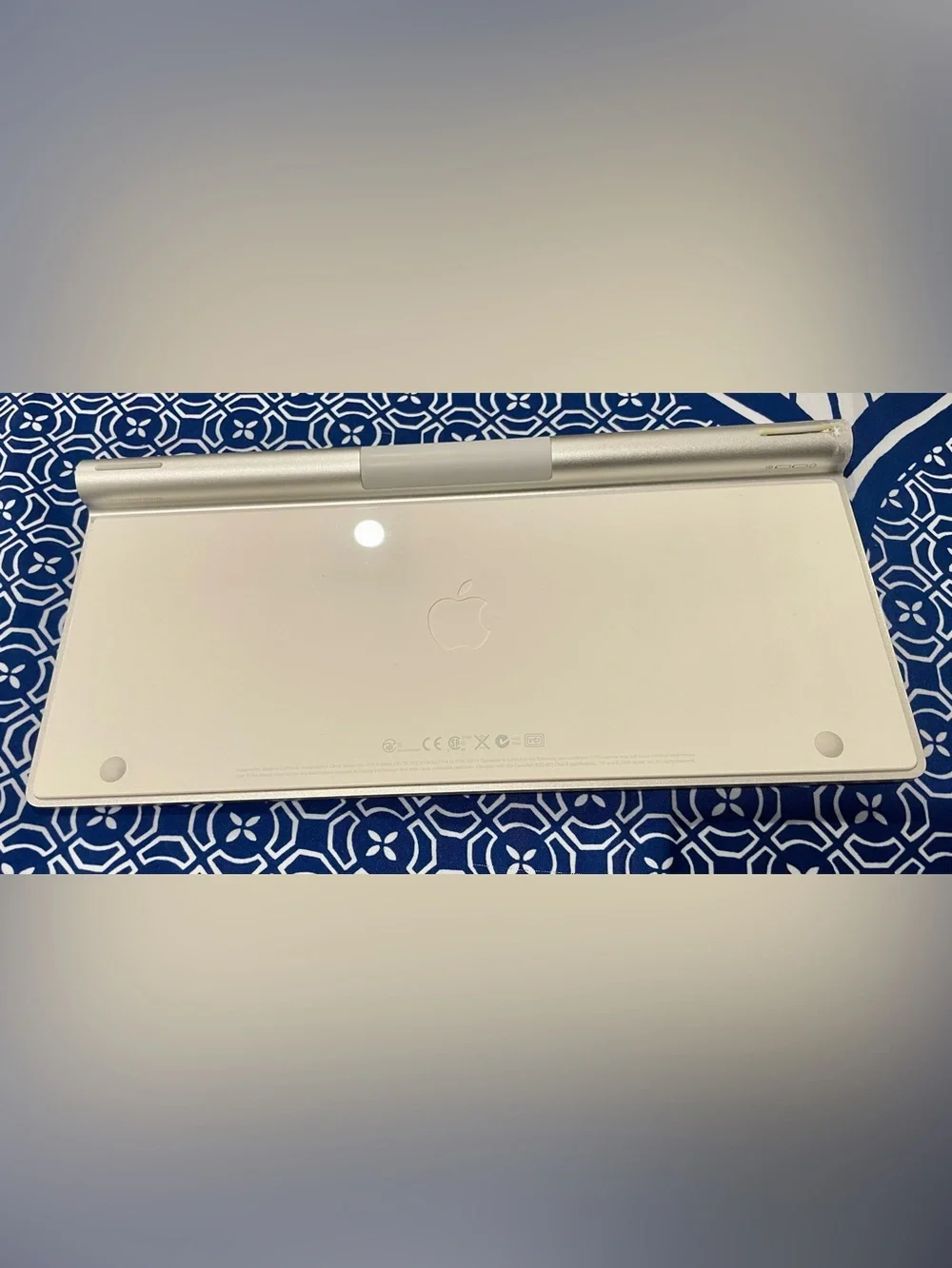 Apple Silver Wireless Bluetooth Aluminum Keyboard